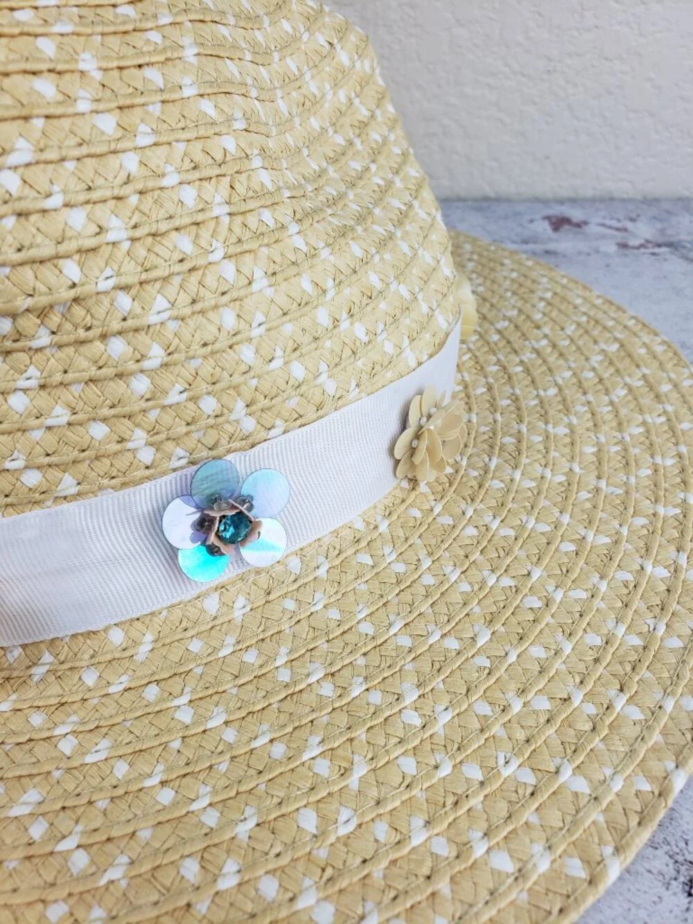 Betsey Johnson Straw Hat Flower Beaded Fedora O/S